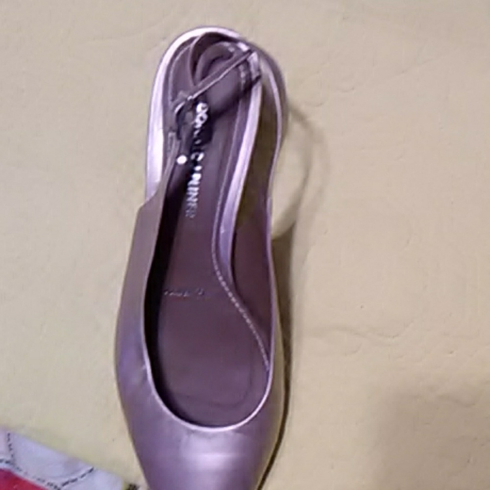 Pair of Donald J  Pliner